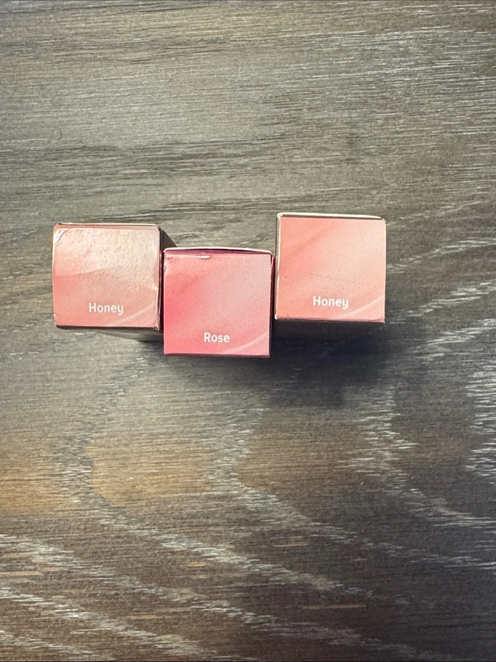 it cosmetics Je Ne Sais Quoi Hydrating Lip Treatments - Rose & 2 Honey NIB
